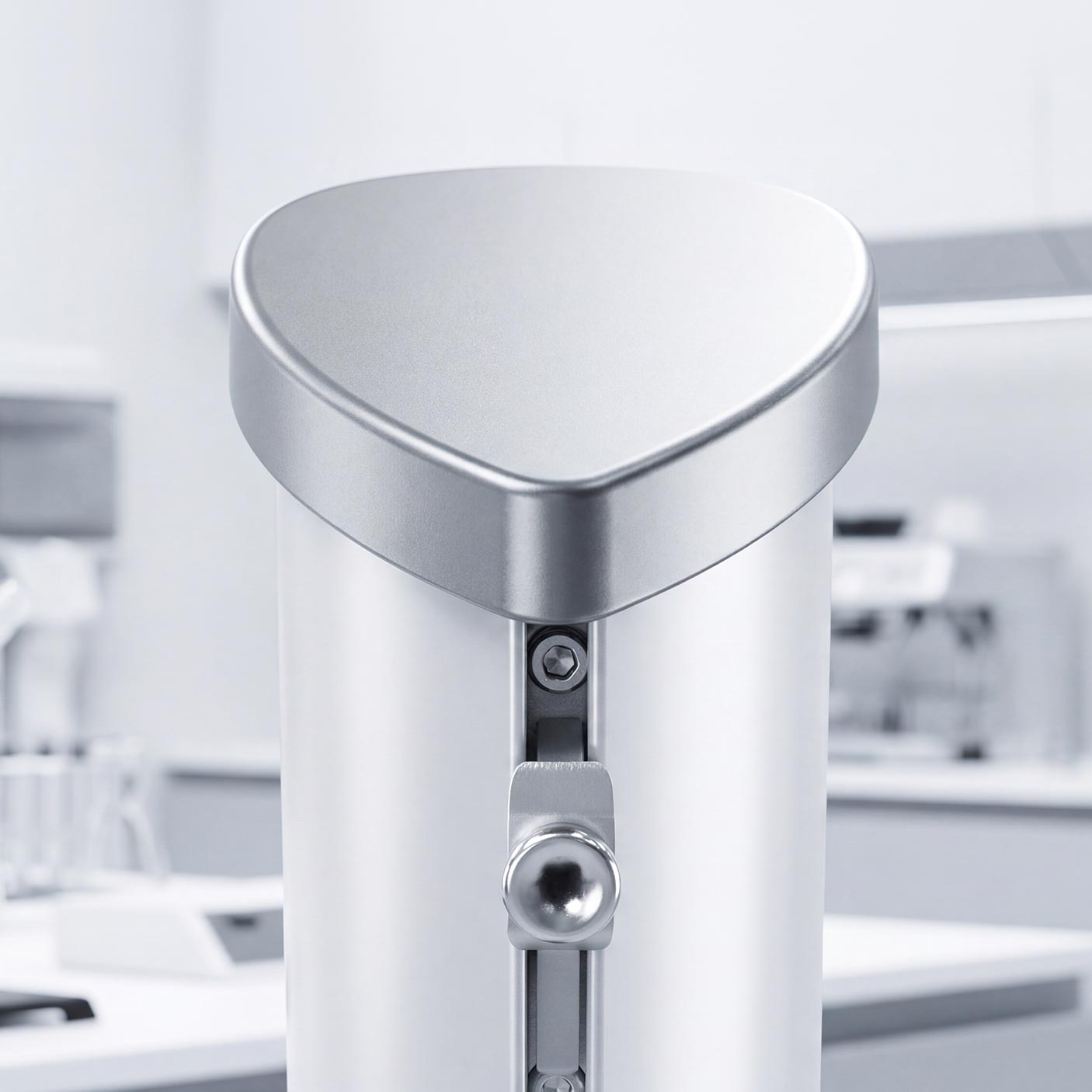 Der Droppole Designmast für Sonnensegel.